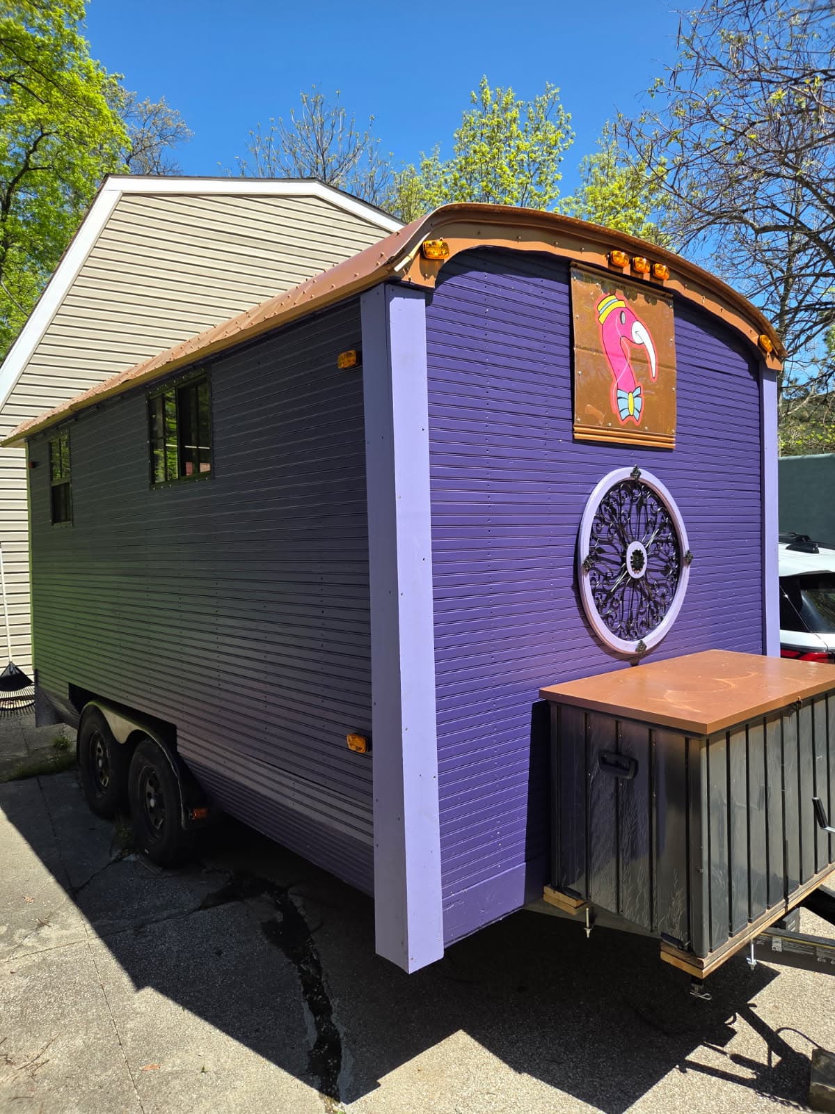 A purple verda, a painted Romani wagon.